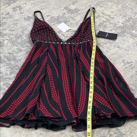 NWT Saint Laurent Paris Deep V Skater Mini Dress Star Print Red Black Sz 34 - Picture 10 of 15